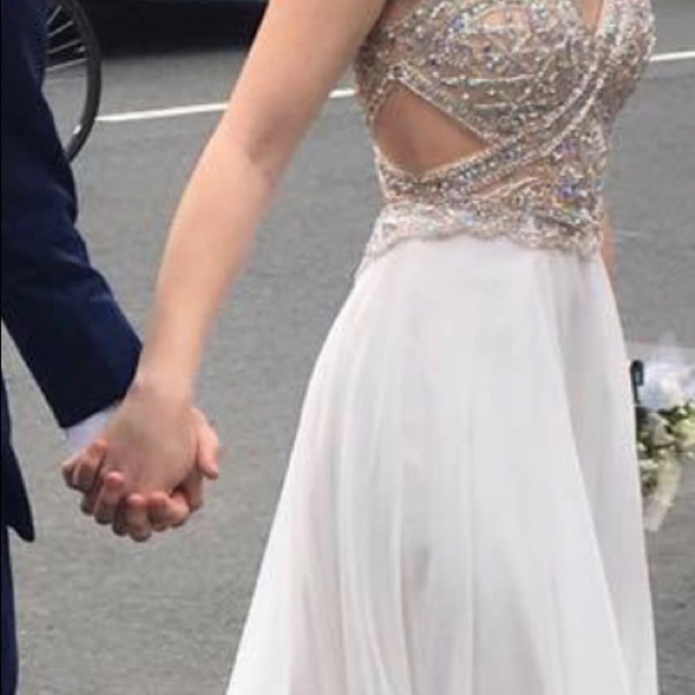 Prom Dress - Picture 3 of 4